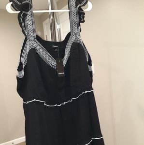 #25 NWT Torrid 3 Tier Ruffle Tank Top